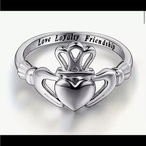 Women or Men Unisex Claddagh Ring size 7 sterling silver 925